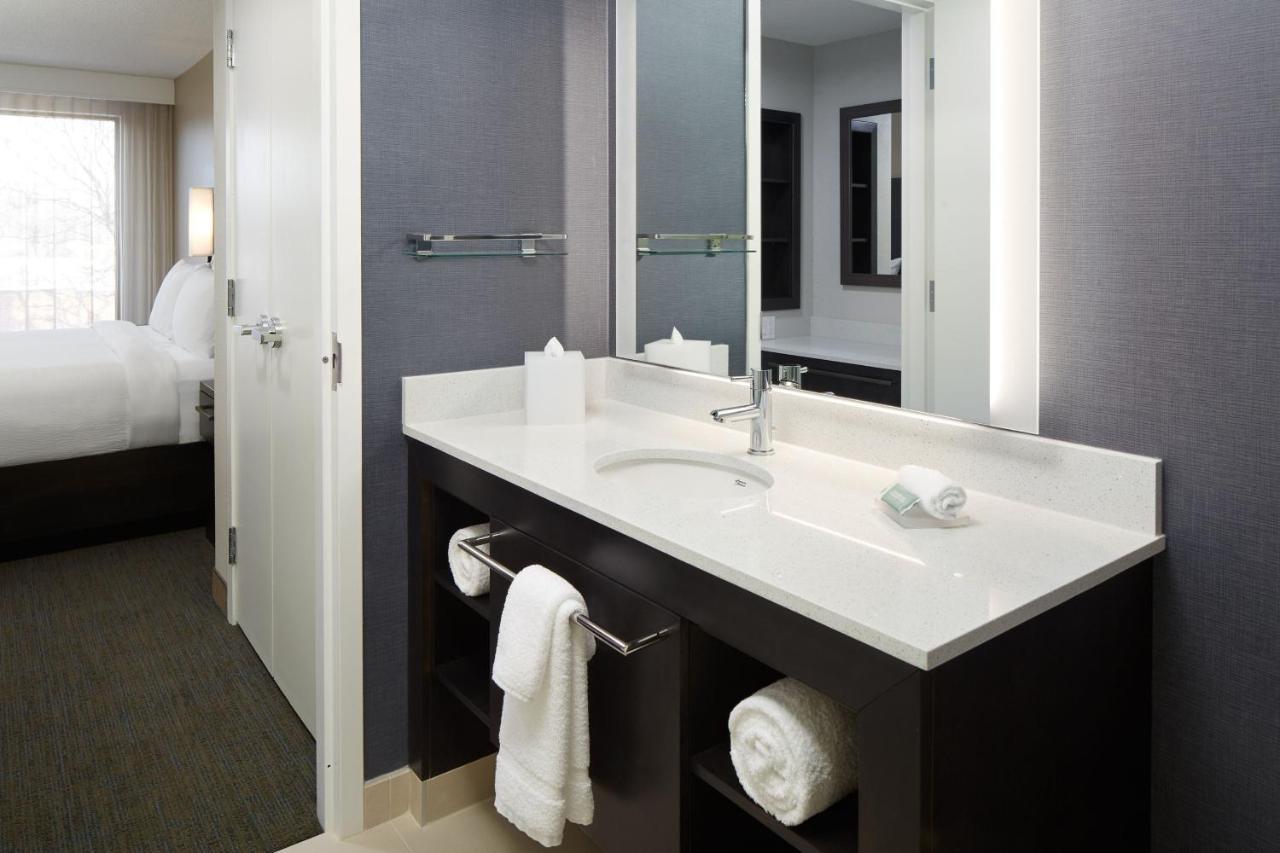 Residence Inn Montreal Midtown מראה חיצוני תמונה